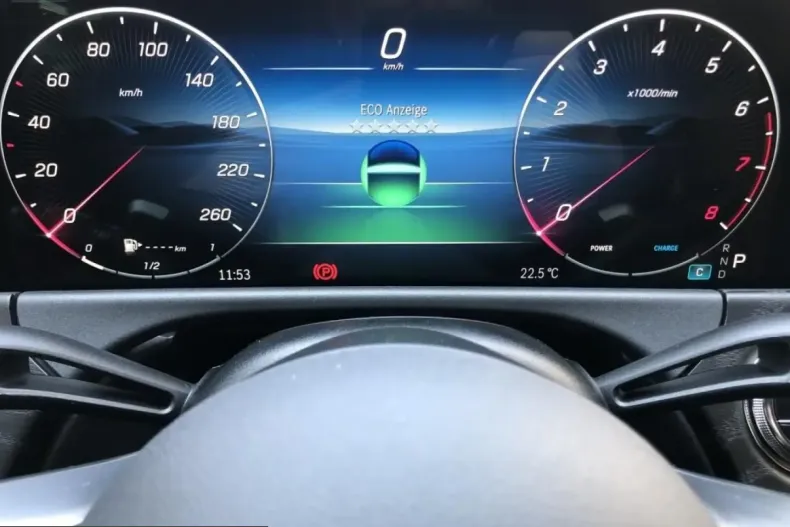 Mercedes-Benz E 200 (Clasa E) din 2025 cu 10.730 km - oferta MER201578 - foto 9