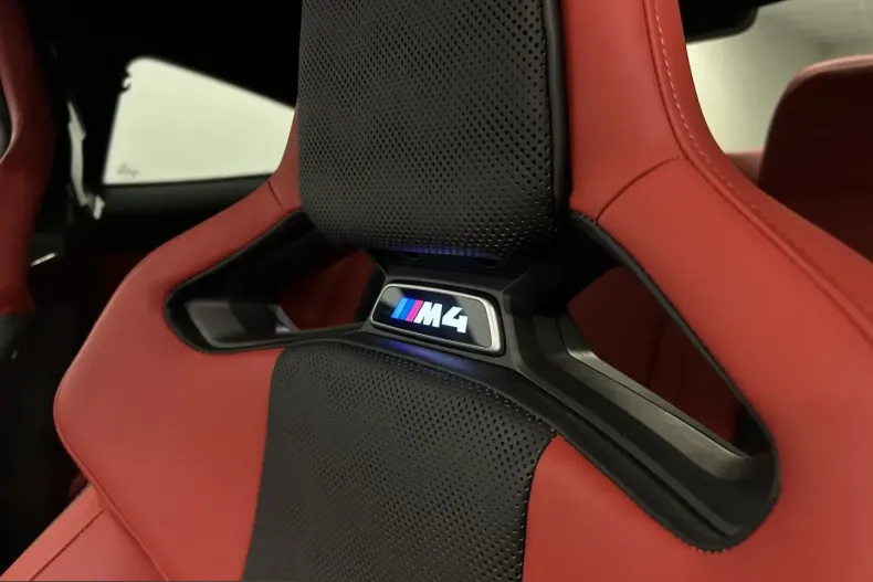 BMW M4 (Seria 4) din 2024 cu 1.279 km - oferta BMW201584 - foto 32