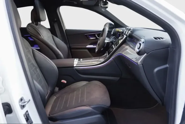 Mercedes-Benz GLC 300 (Clasa GLC) din 2026 cu 15.000 km - oferta MER201587 - foto 5