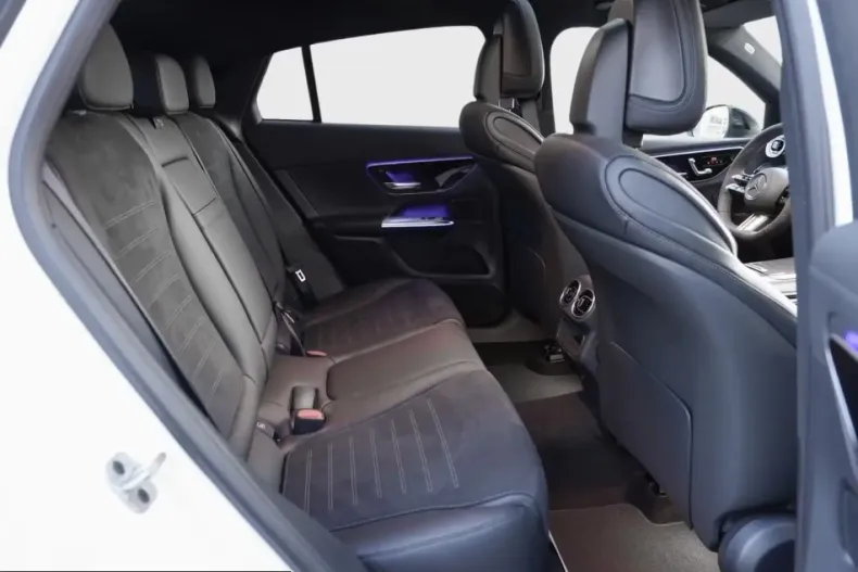 Mercedes-Benz GLC 300 (Clasa GLC) din 2026 cu 15.000 km - oferta MER201587 - foto 8