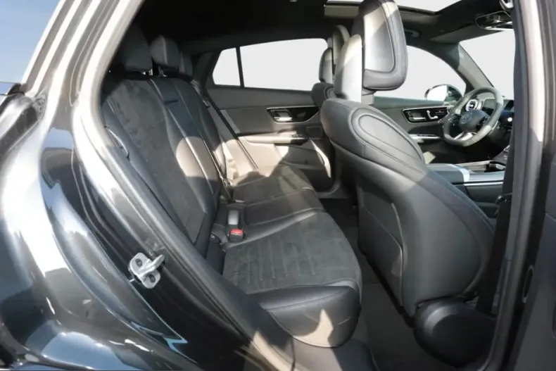 Mercedes-Benz GLC 300 (Clasa GLC) din 2026 cu 15.000 km - oferta MER201594 - foto 7