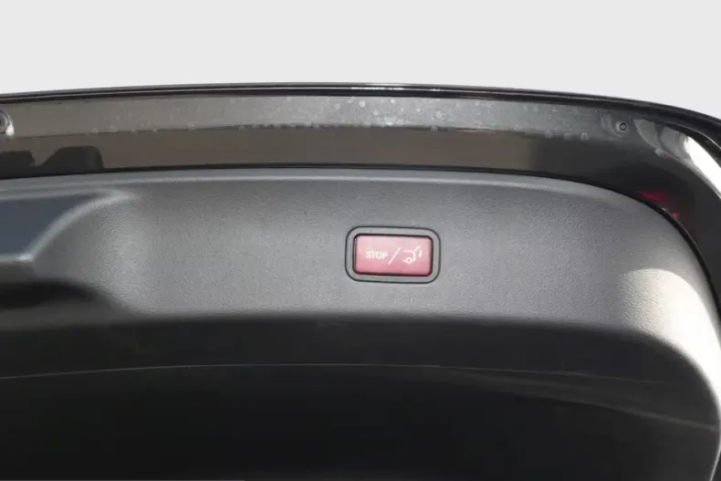 Mercedes-Benz GLC 300 (Clasa GLC) din 2026 cu 15.000 km - oferta MER201594 - foto 19