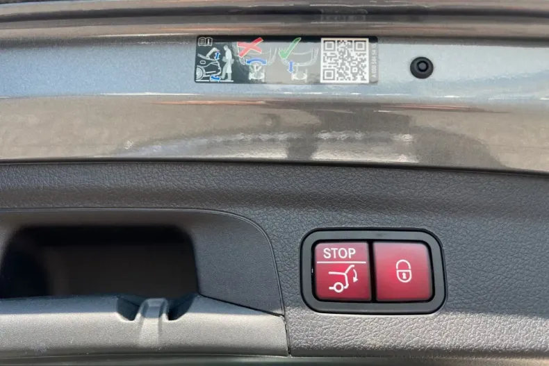 Mercedes-Benz GLE 400 (Clasa GLE) din 2022 cu 115.989 km - oferta MER201604 - foto 24