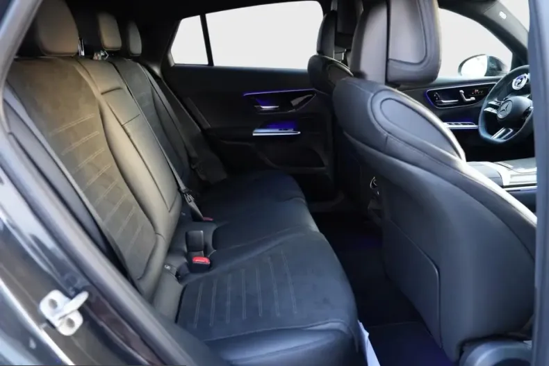 Mercedes-Benz GLC 220 (Clasa GLC) din 2026 cu 15.000 km - oferta MER201605 - foto 8