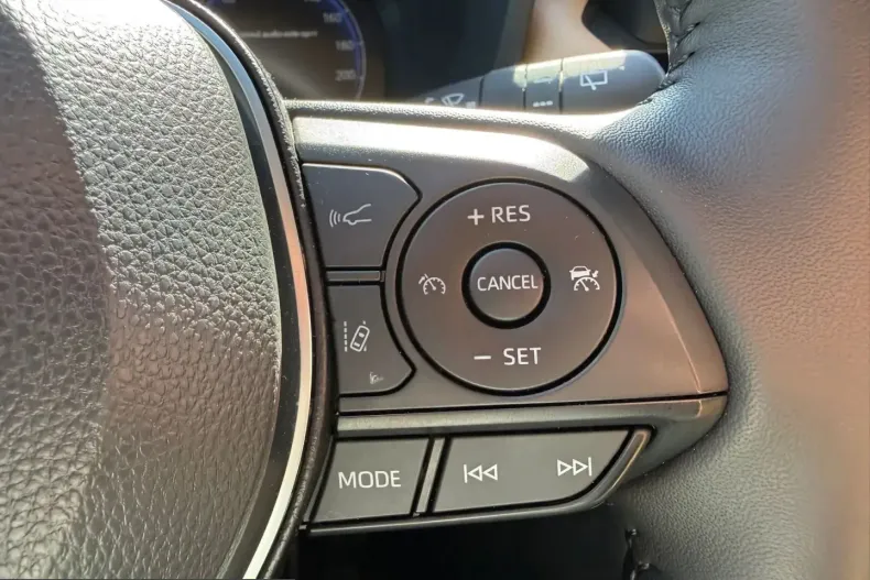 Toyota RAV4 din 2025 cu 7.940 km - oferta TOY201614 - foto 20