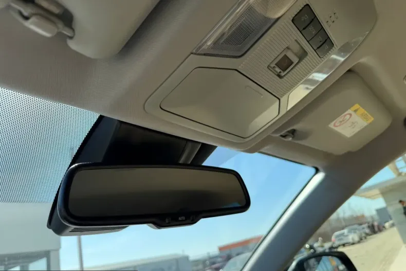 Toyota RAV4 din 2025 cu 7.940 km - oferta TOY201614 - foto 29