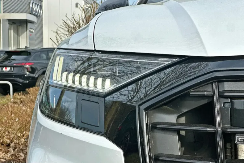 Audi Q8 din 2023 cu 48.590 km - oferta AUD201615 - foto 3