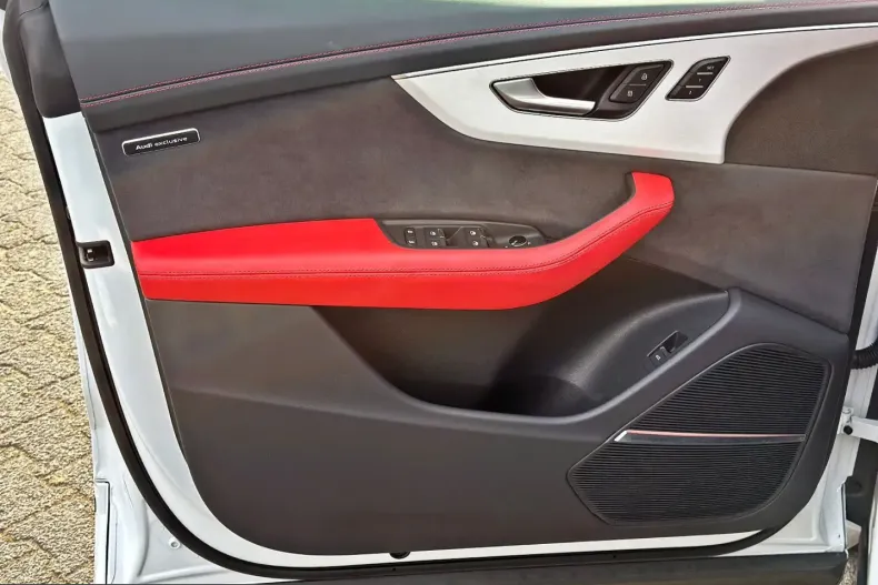 Audi Q8 din 2023 cu 48.590 km - oferta AUD201615 - foto 6