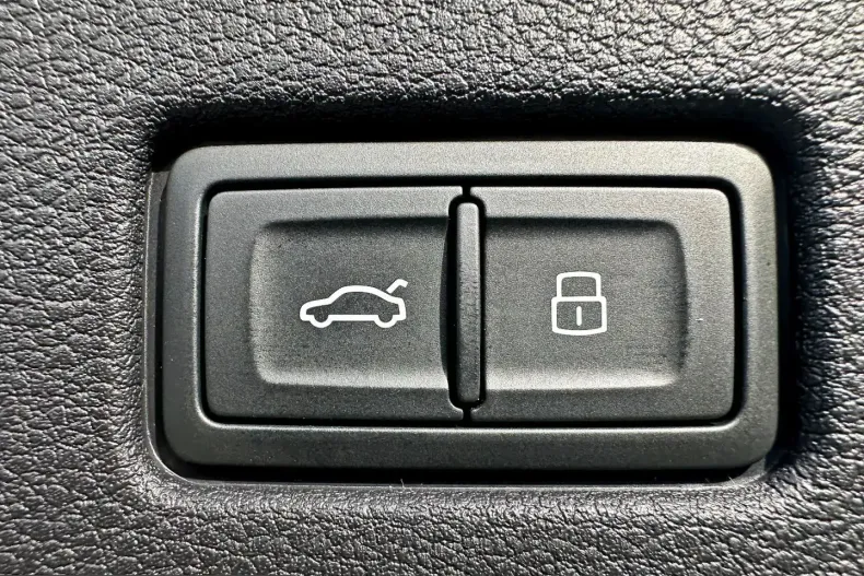 Audi Q8 din 2023 cu 48.590 km - oferta AUD201615 - foto 31