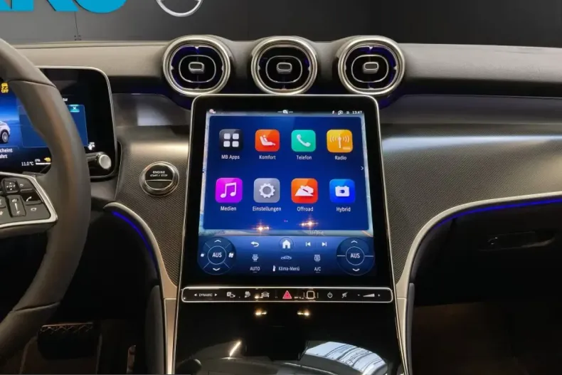 Mercedes-Benz GLC 300 (Clasa GLC) din 2025 cu 5.555 km - oferta MER201619 - foto 8