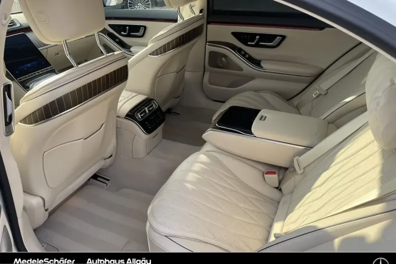 Mercedes-Benz S 63 AMG (Clasa S) din 2024 cu 10.784 km - oferta MER201628 - foto 4