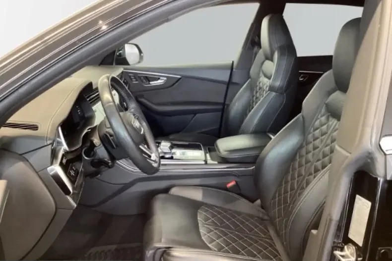 Audi Q8 din 2022 cu 91.051 km - oferta AUD201631 - foto 3