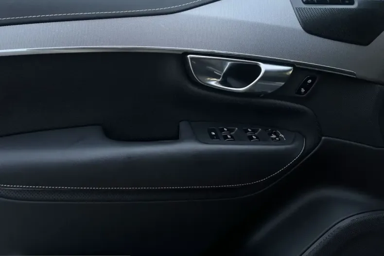 Volvo XC90 din 2021 cu 89.784 km - oferta VOL201635 - foto 10