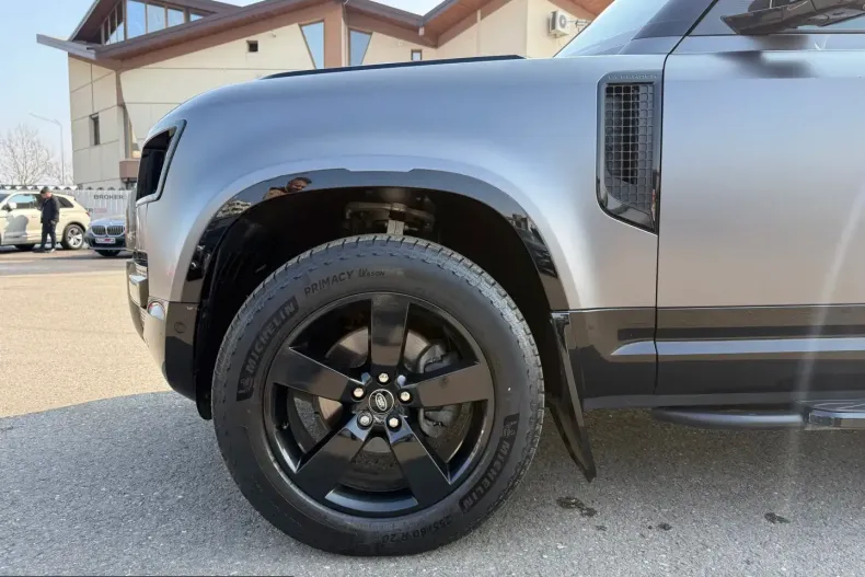 Land Rover Defender din 2022 cu 59.147 km - oferta LAN201637 - foto 15