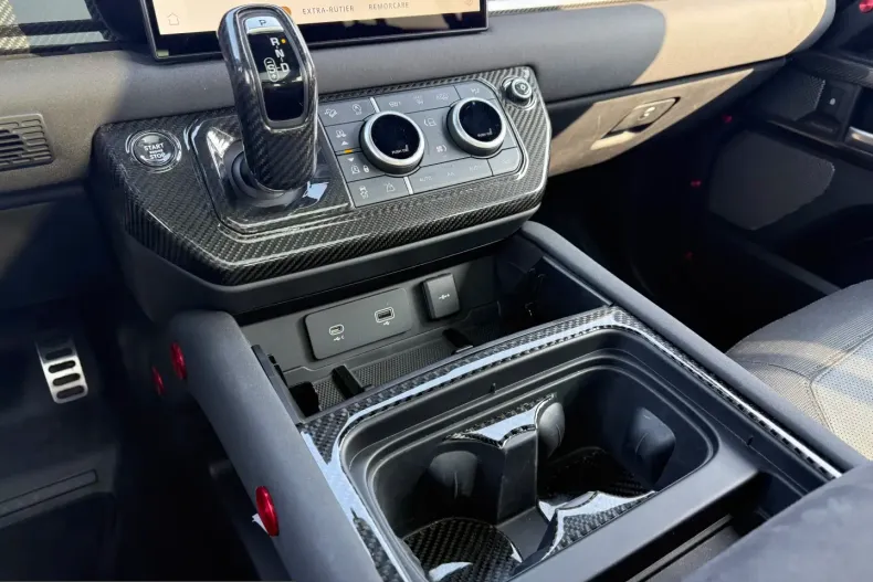 Land Rover Defender din 2022 cu 59.147 km - oferta LAN201637 - foto 22