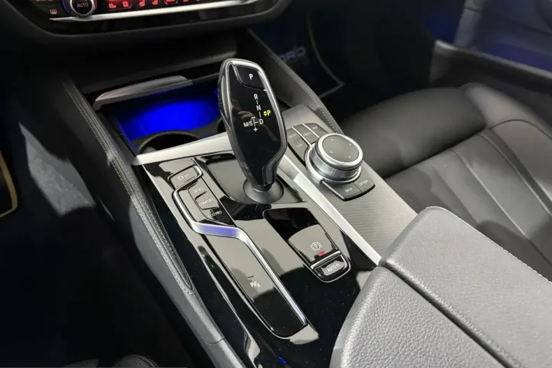 BMW 530 (Seria 5) din 2022 cu 59.500 km - oferta BMW201641 - foto 28