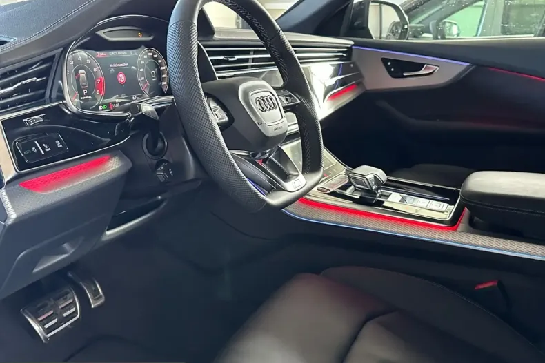 Audi SQ8 din 2025 cu 1.100 km - oferta AUD201642 - foto 7