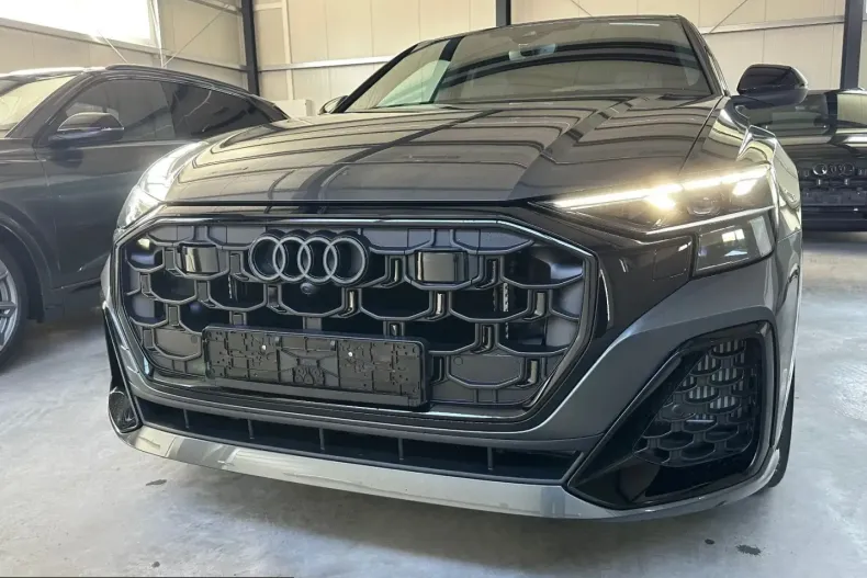 Audi SQ8 din 2025 cu 1.100 km - oferta AUD201642 - foto 8