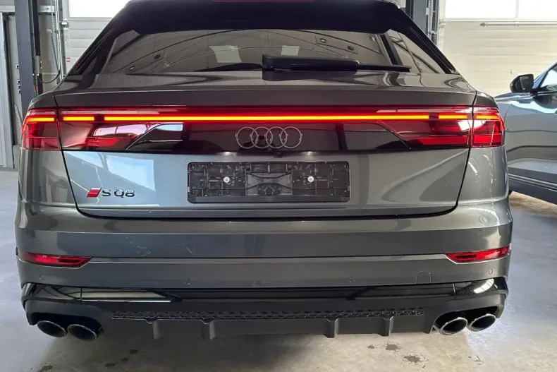 Audi SQ8 din 2025 cu 1.100 km - oferta AUD201642 - foto 9