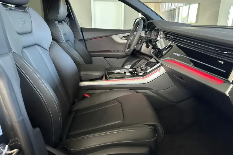 Audi SQ8 din 2025 cu 1.100 km - oferta AUD201642 - foto 12