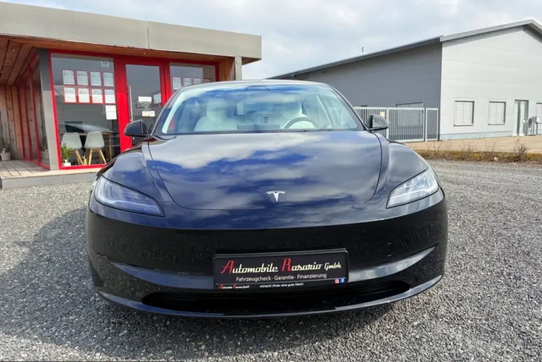 Tesla Model 3 din 2023 cu 41.000 km - oferta TES201648 - foto 2