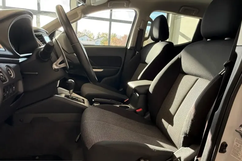 Mitsubishi L200 din 2021 cu 51.900 km - oferta MIT201654 - foto 13