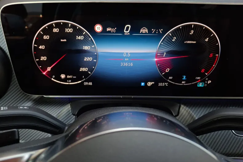 Mercedes-Benz V din 2024 cu 33.616 km - oferta MER201663 - foto 9