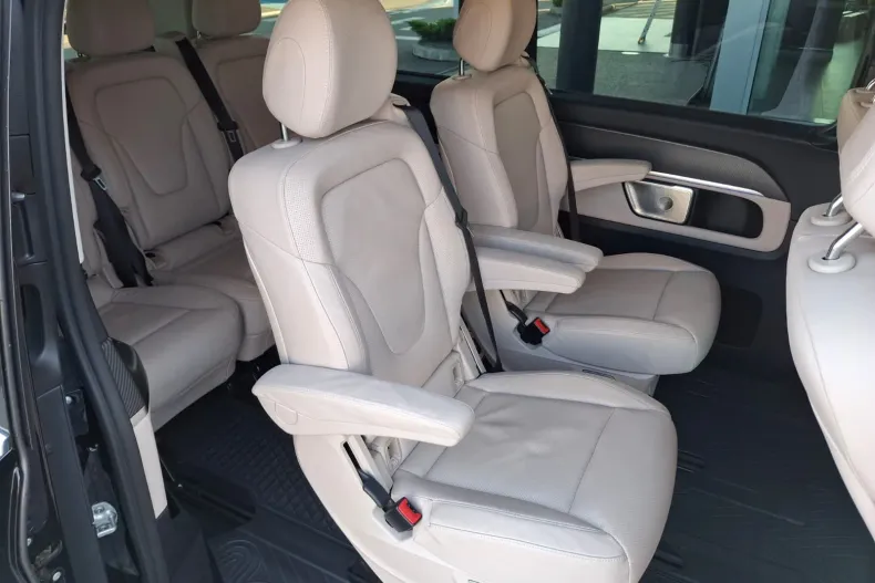 Mercedes-Benz V din 2024 cu 33.616 km - oferta MER201663 - foto 11