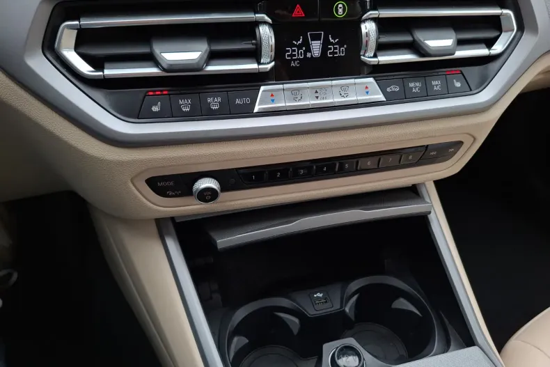 BMW 330e (Seria 3) din 2020 cu 76.181 km - oferta BMW201664 - foto 28