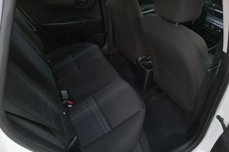 Hyundai i20 din 2024 cu 35.122 km - oferta HYU201666 - foto 12