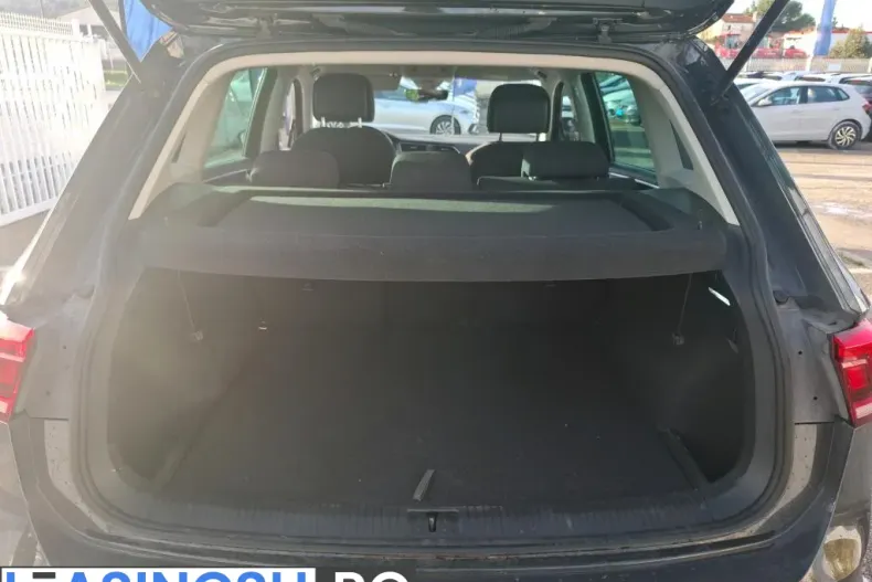 Volkswagen Tiguan din 2023 cu 160.000 km - oferta VOL201672 - foto 3