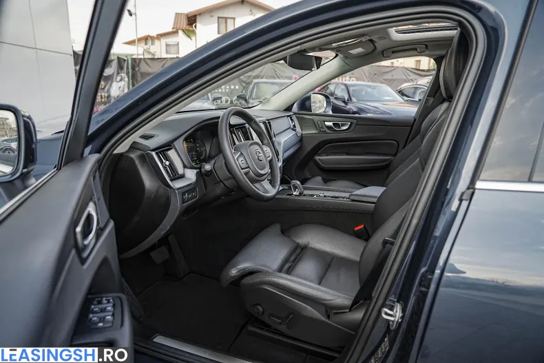 Volvo XC60 din 2022 cu 114.100 km - oferta VOL201678 - foto 14