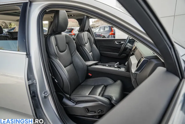 Volvo XC60 din 2021 cu 74.800 km - oferta VOL201679 - foto 10