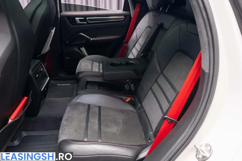 Porsche Cayenne Coupe din 2020 cu 61.600 km - oferta POR201684 - foto 29