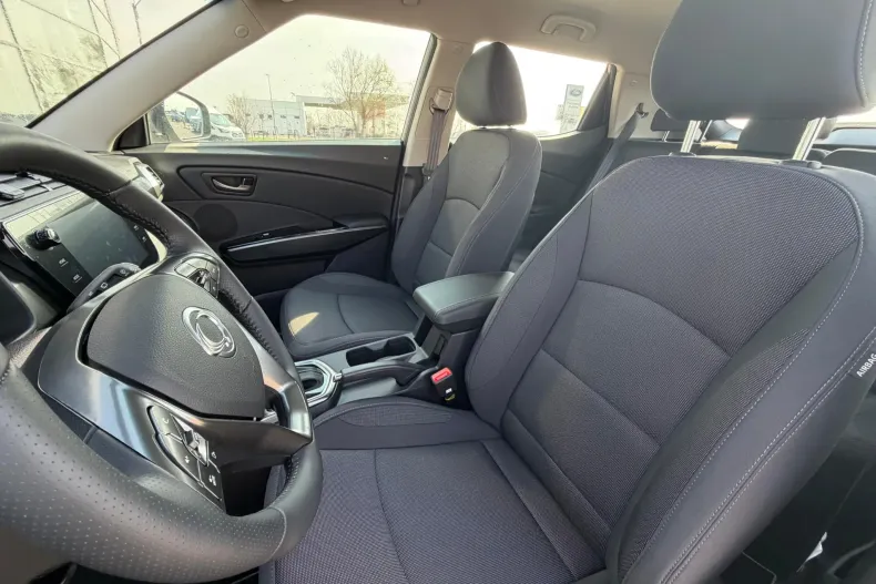 KGM Tivoli din 2025 cu 11 km - oferta KGM201689 - foto 8