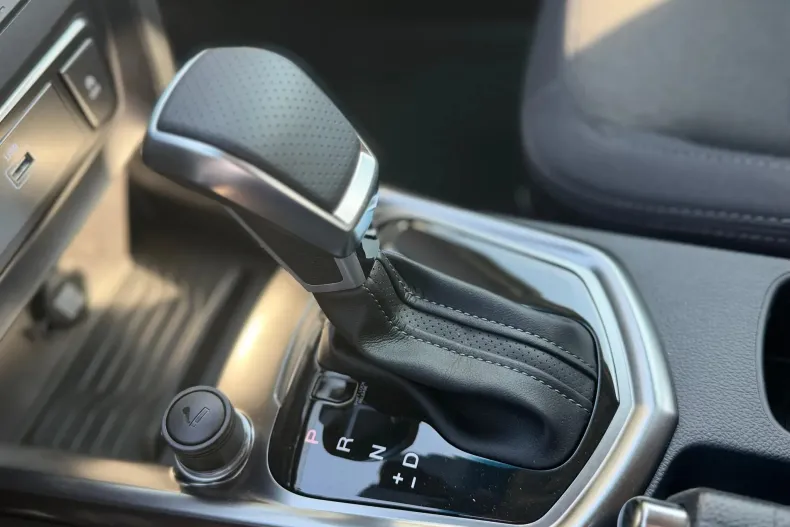 KGM Tivoli din 2025 cu 11 km - oferta KGM201689 - foto 12