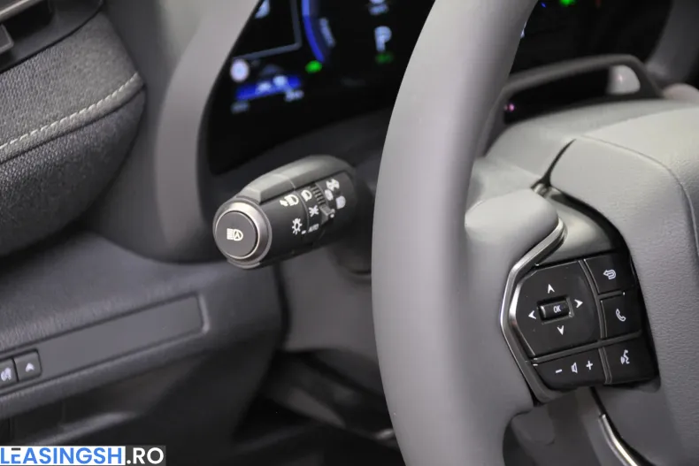 Lexus LBX din 2025 cu 10 km - oferta LEX201702 - foto 12