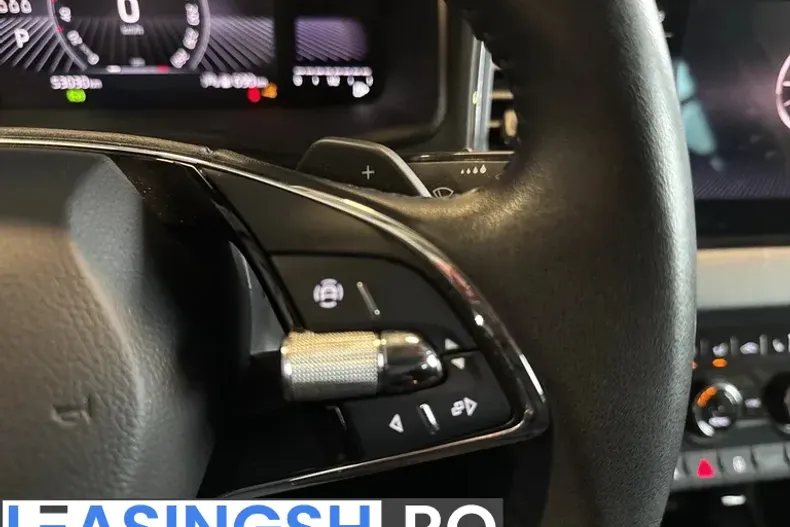 Skoda Karoq din 2023 cu 53.000 km - oferta SKO201704 - foto 19