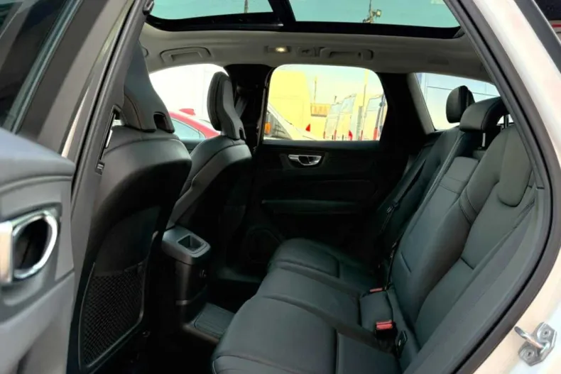 Volvo XC60 din 2021 cu 125.000 km - oferta VOL201728 - foto 17