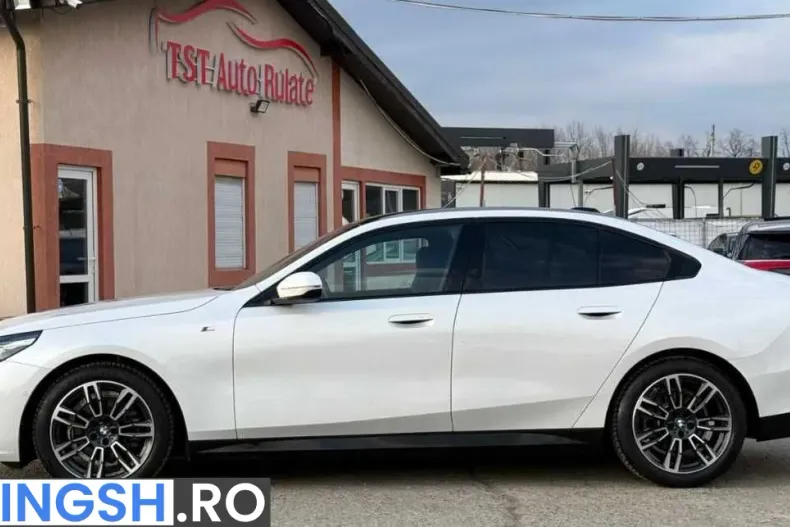 BMW 530i (Seria 5) din 2025 cu 26.000 km - oferta BMW201731 - foto 4