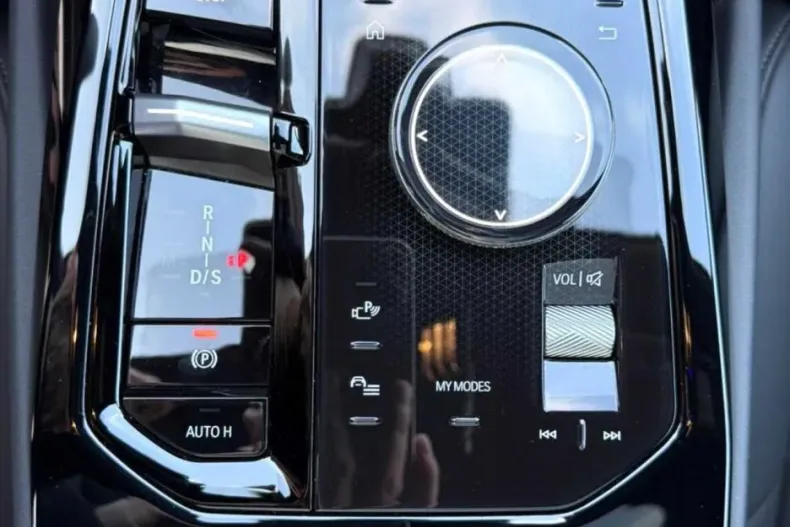 BMW 530i (Seria 5) din 2025 cu 26.000 km - oferta BMW201731 - foto 28