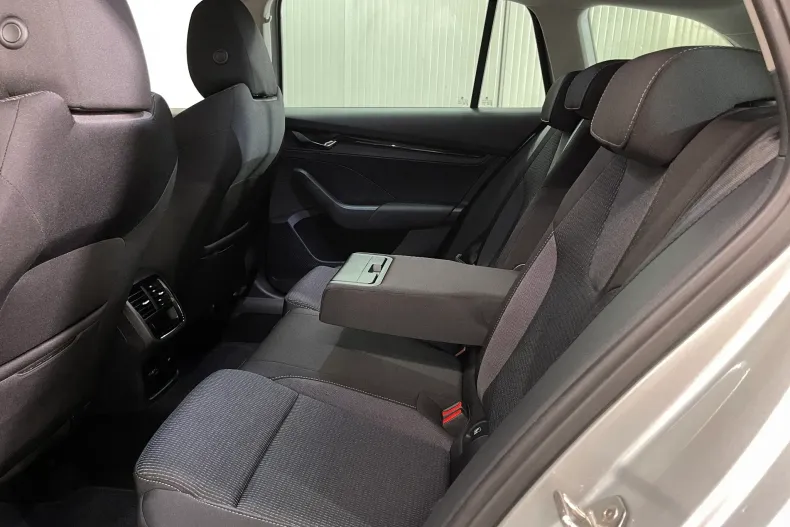 Skoda Octavia din 2021 cu 34.827 km - oferta SKO201733 - foto 12