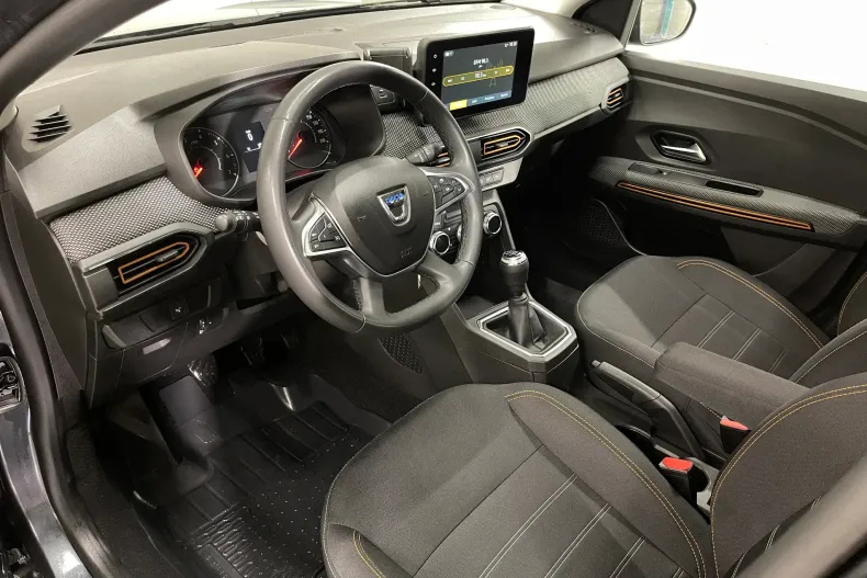 Dacia Sandero Stepway din 2023 cu 30.530 km - oferta DAC201737 - foto 5