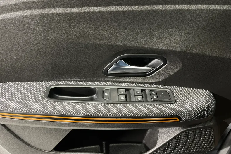 Dacia Sandero Stepway din 2023 cu 30.530 km - oferta DAC201737 - foto 19