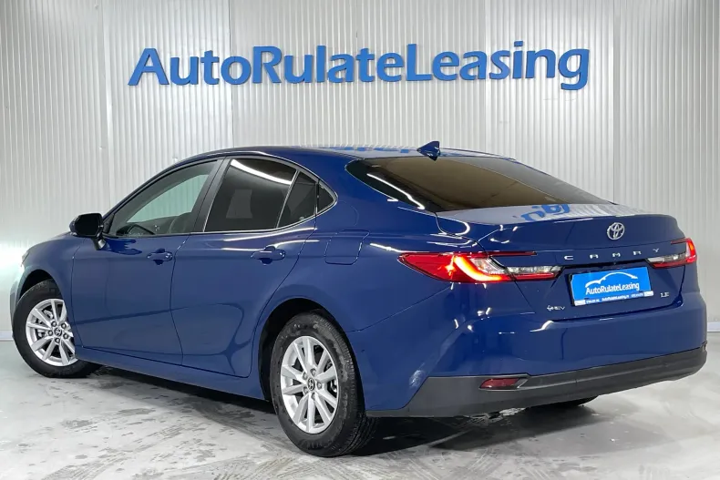 Toyota Camry din 2025 cu 13.096 km - oferta TOY201738 - foto 4