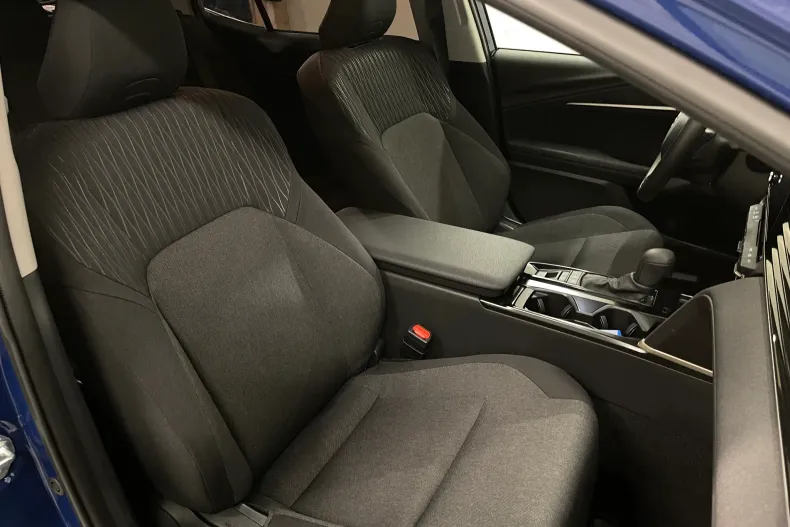 Toyota Camry din 2025 cu 13.096 km - oferta TOY201738 - foto 10