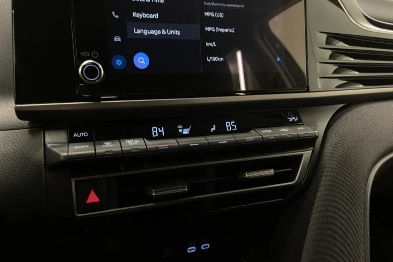 Toyota Camry din 2025 cu 13.096 km - oferta TOY201738 - foto 16