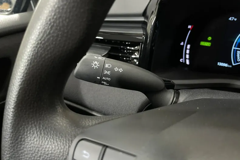 Toyota Camry din 2025 cu 13.096 km - oferta TOY201738 - foto 20