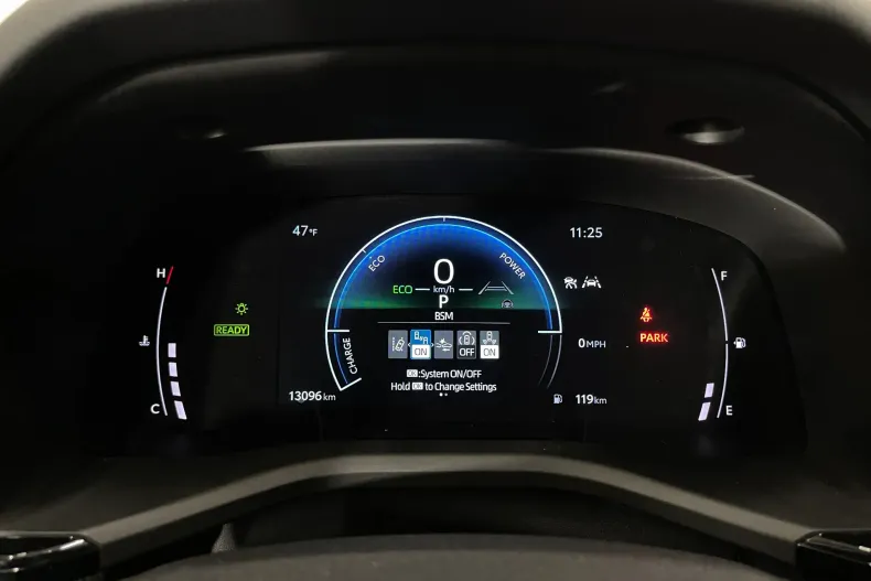 Toyota Camry din 2025 cu 13.096 km - oferta TOY201738 - foto 29