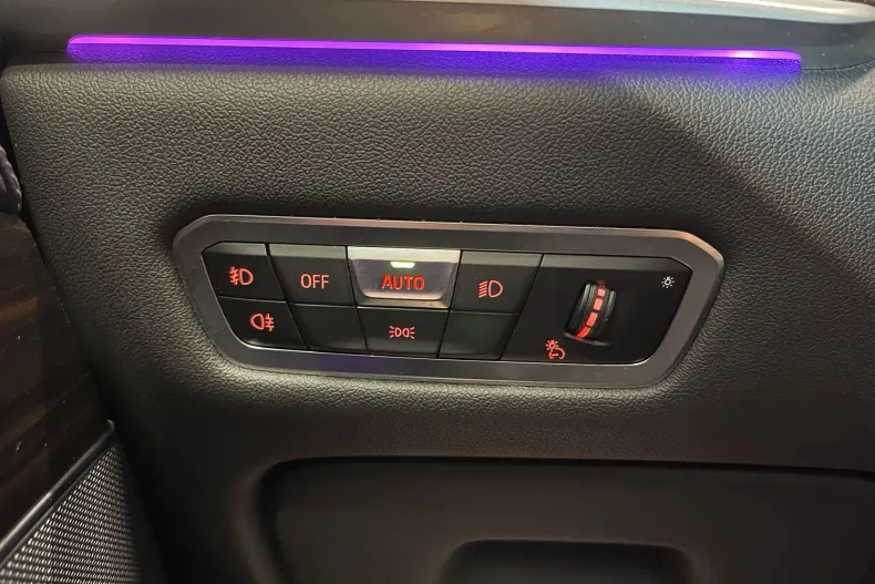 BMW X7 (Seria X) din 2021 cu 99.297 km - oferta BMW201747 - foto 36